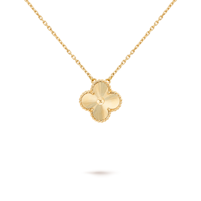 VINTAGE ALHAMBRA GOLD PENDANT NECKLACE