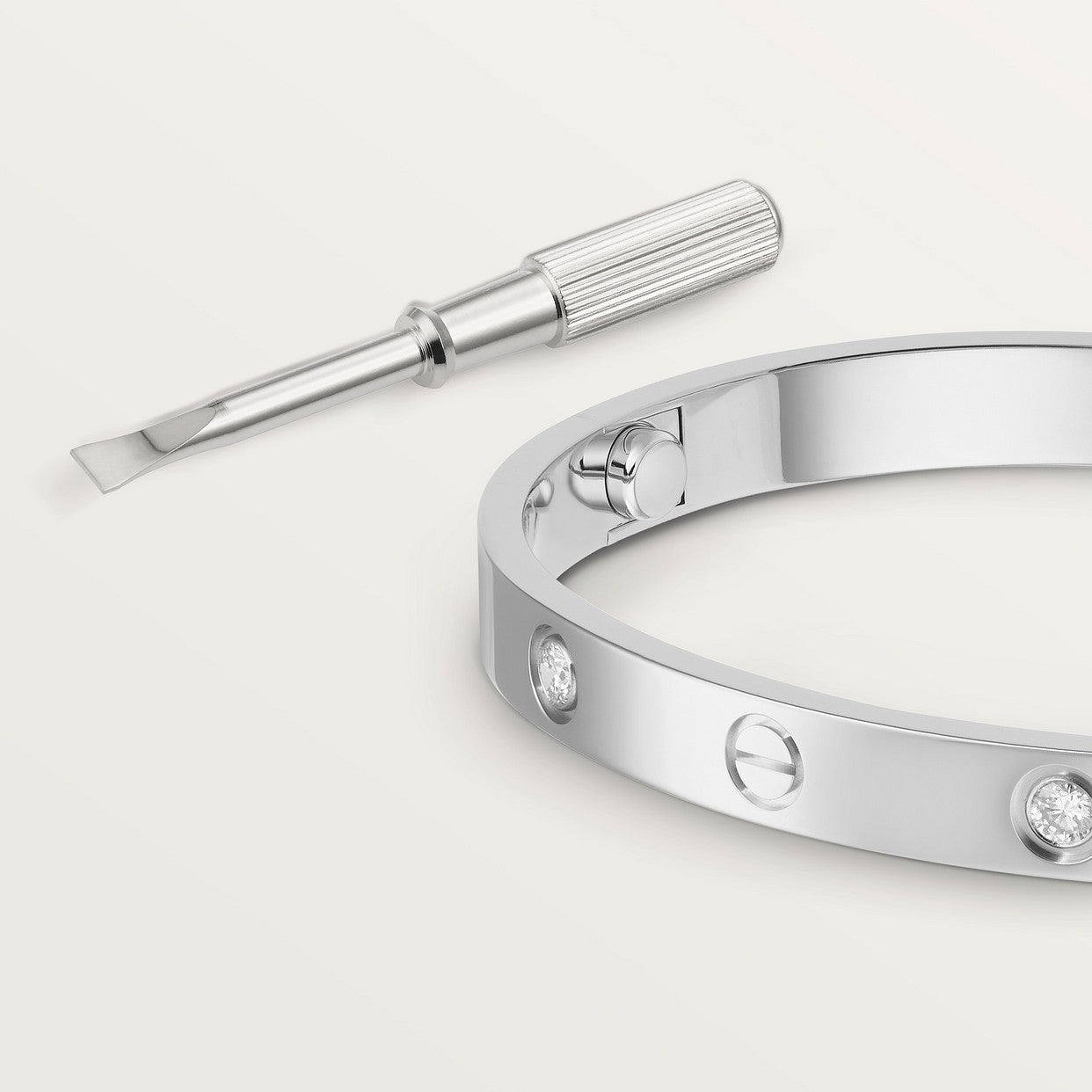 BRACELET CARTIER LOVE WHITE GOLD 4 DIAMONDS